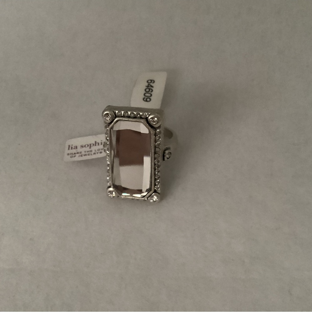 NWT Lia Sophia Crystal Statement Ring, Size 9